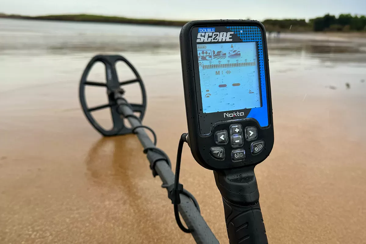 Nokta Double Score on the Beach